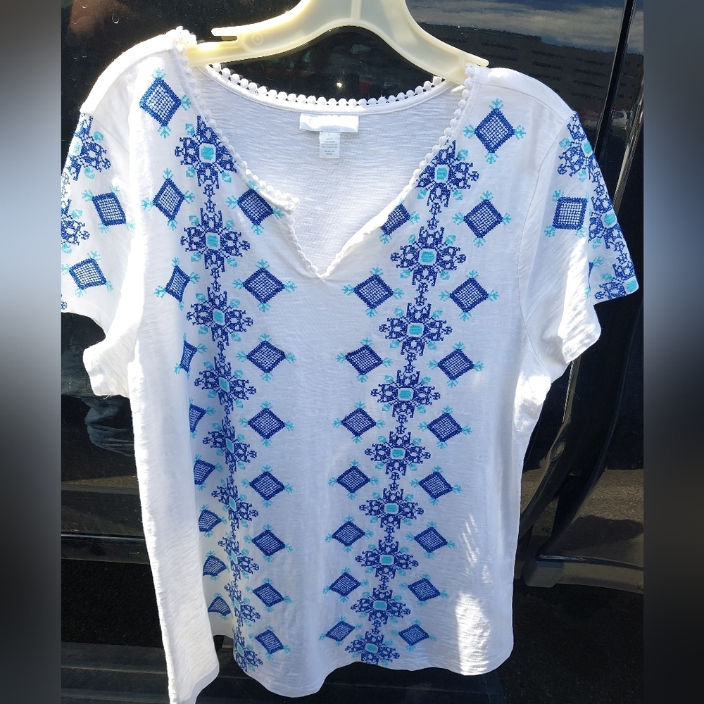 Charter Club White Top with Blue Pattern
